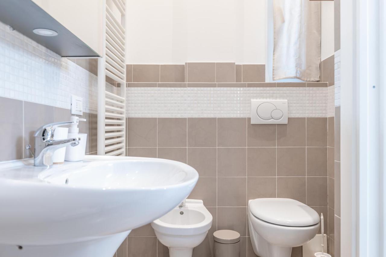 Turati Apartments Bologna Eksteriør billede