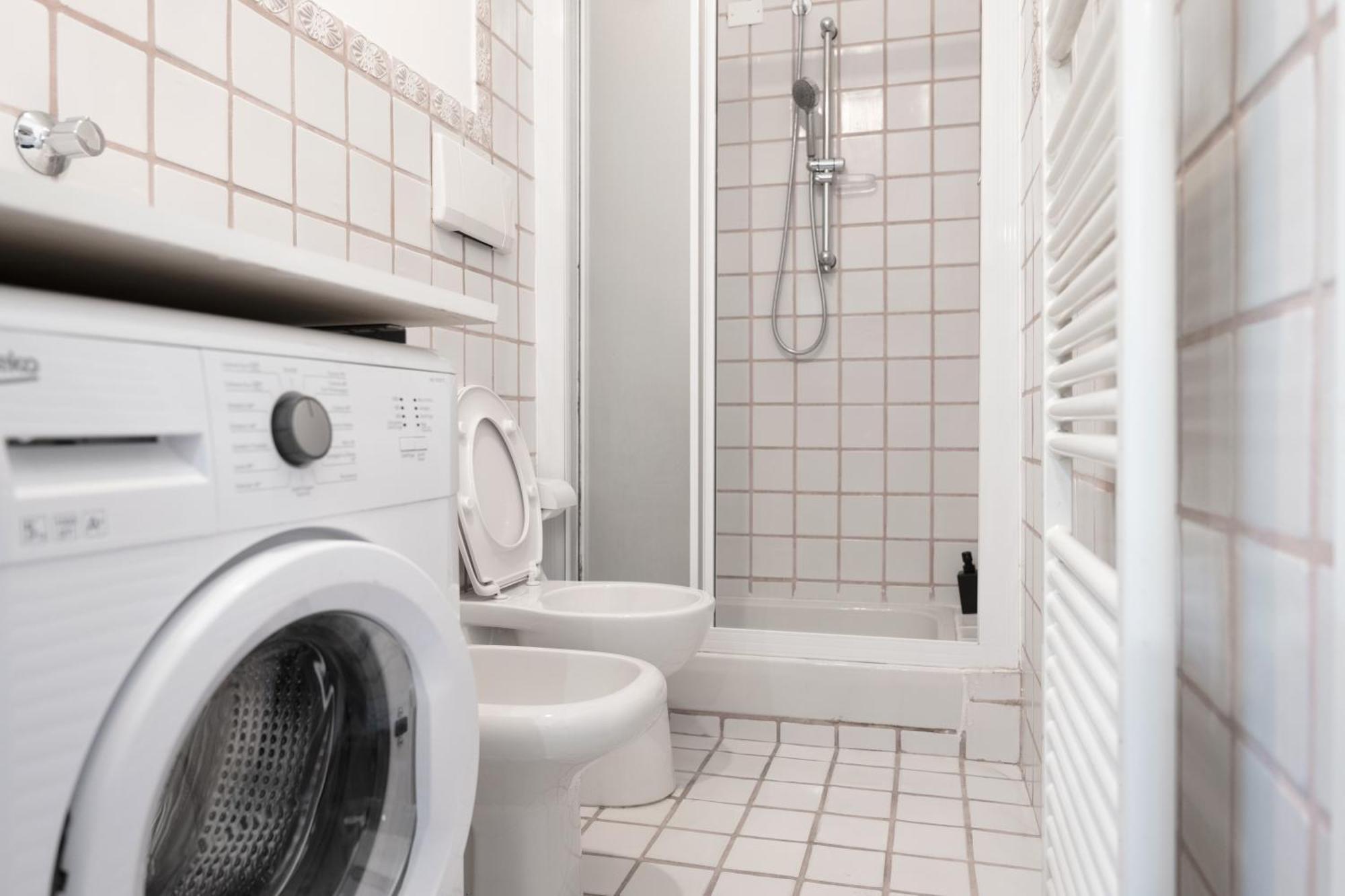 Turati Apartments Bologna Eksteriør billede